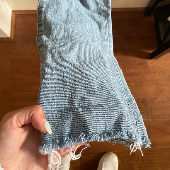 Levi jeans- wedgie fit! Size 24 - Picture 2 of 9